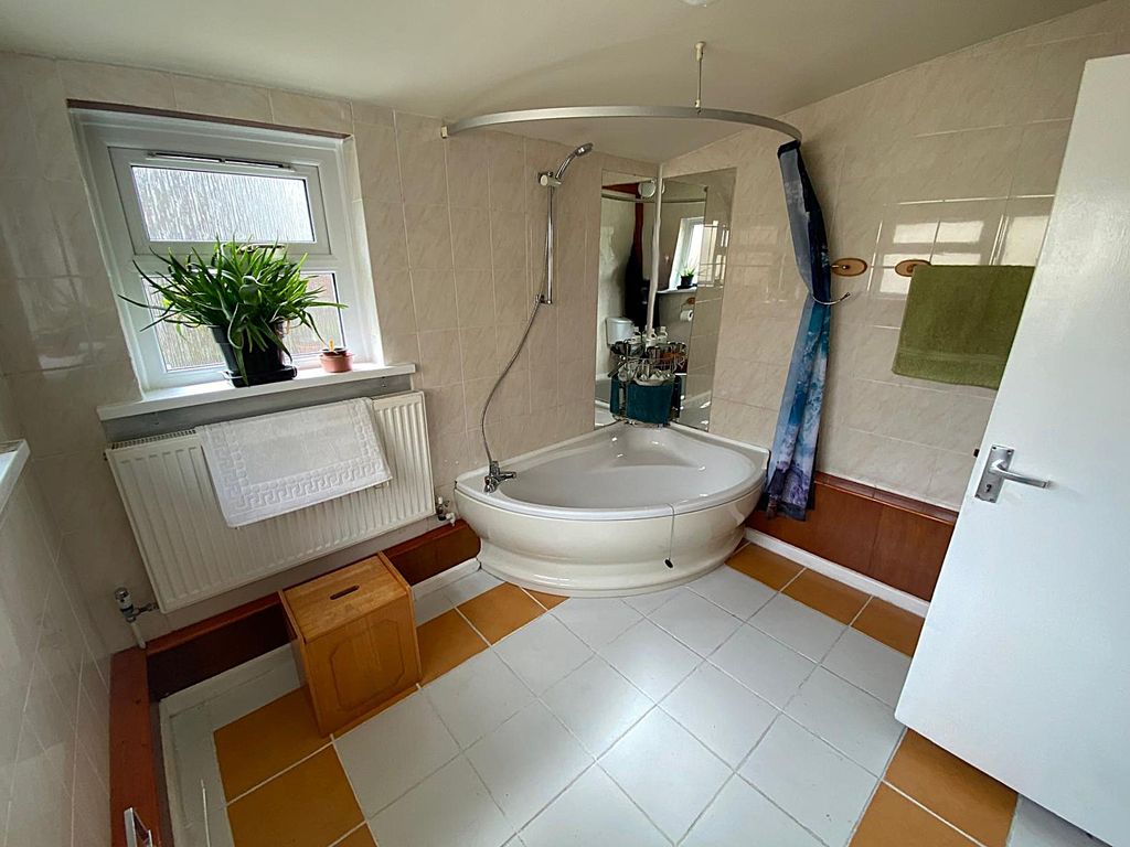 Additional image 13 of 4 bed terraced house for saleCorporation Road, Cardiff CF11