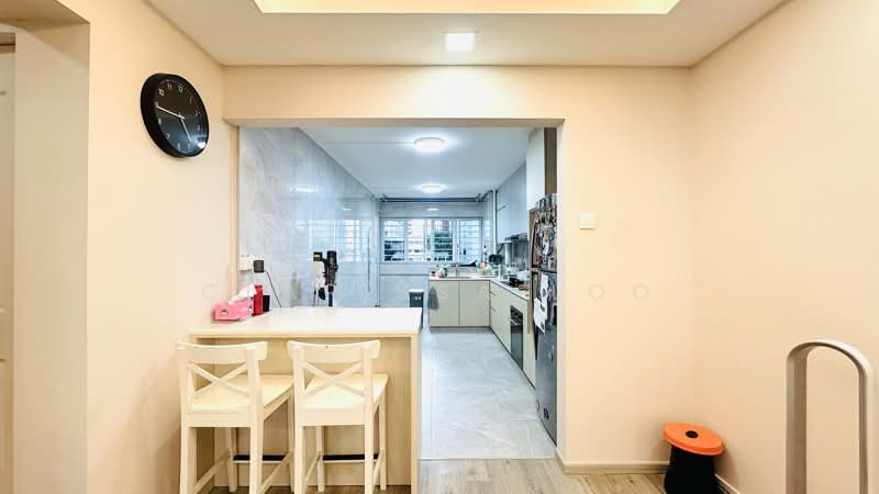 301 Serangoon Avenue 2 photo 4