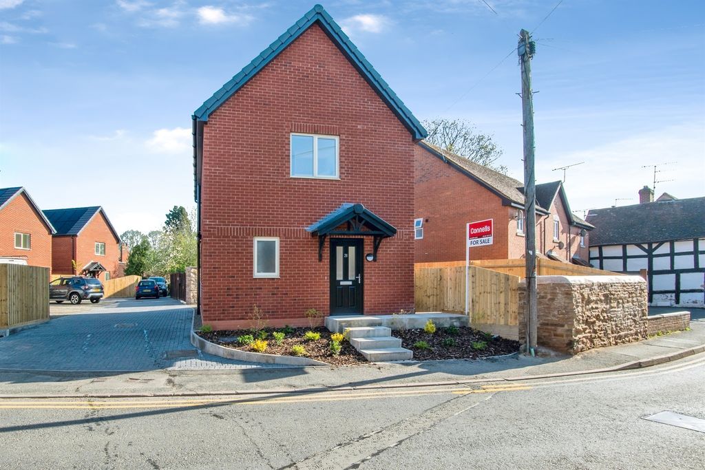 2 bed detached house for sale31 Rowberry St, Bromyard HR7