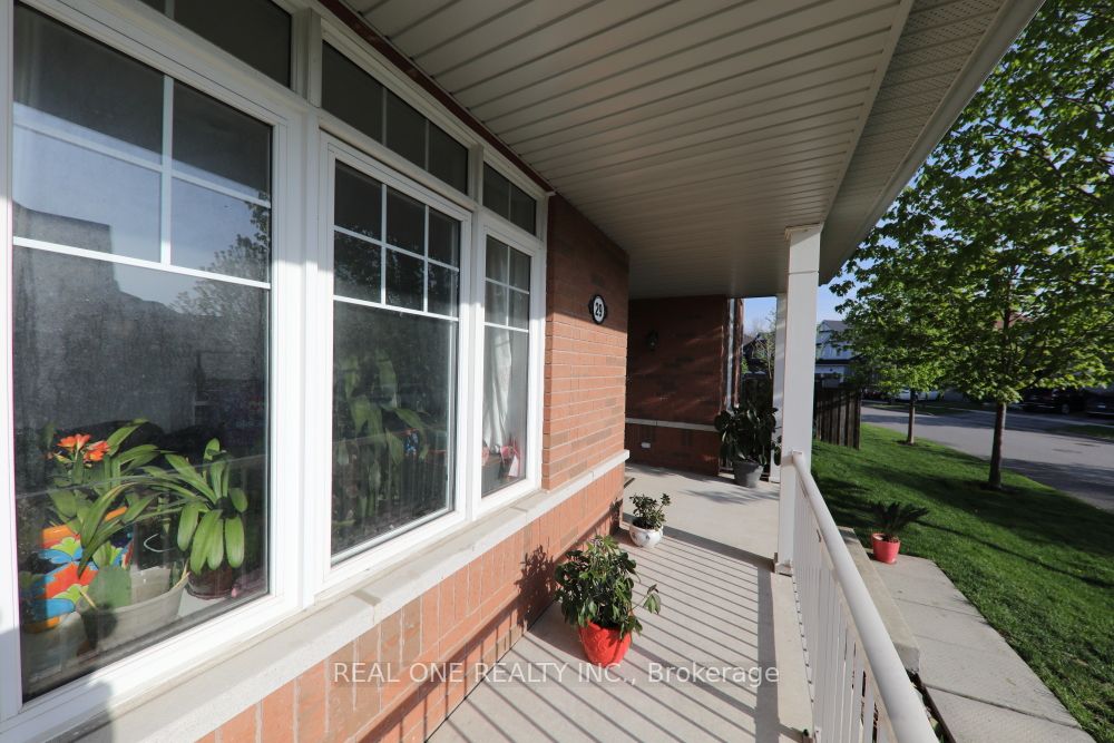Additional image 4 of 29 Duckfield Crescent, Ajax, ON, L1Z 2C7