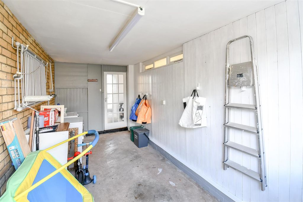Additional image 12 of 2 bed detached bungalow for saleTaf Close, Barry CF62