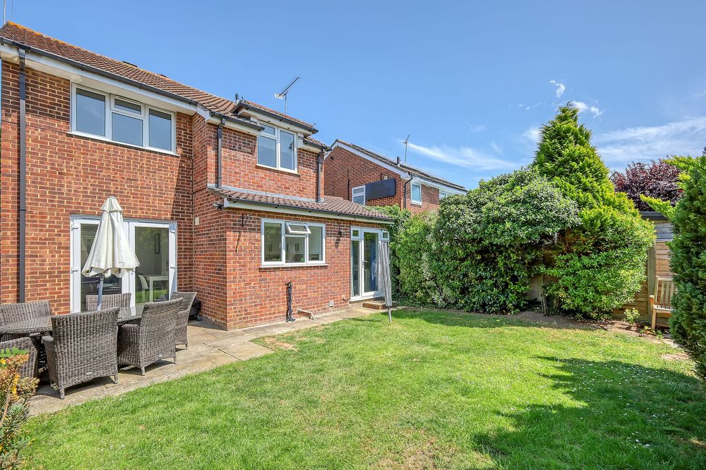 Additional image 8 of 4 bed detached house for saleBrathertons Court, Billericay CM12