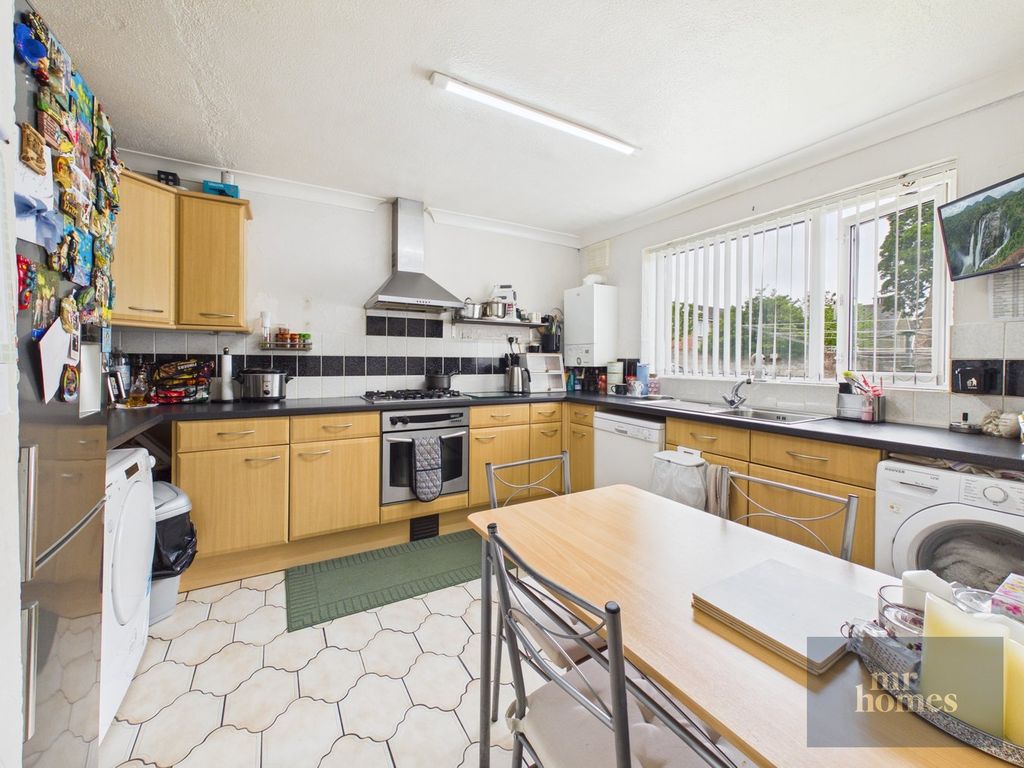 Additional image 3 of 2 bed flat for saleVincent Road, Lower Ely, Cardiff CF5