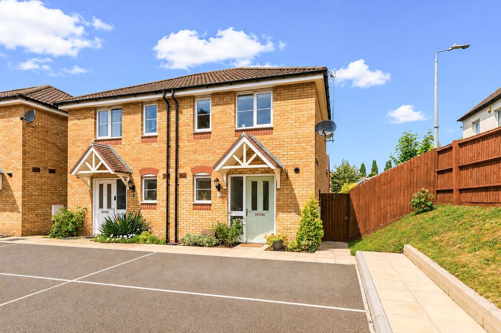 2 bed semi-detached house for saleAluminium Close, Rogerstone NP10