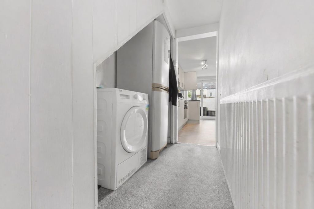 Additional image 11 of 2 bed terraced house for saleRussell Street, Roath, Cardiff CF24