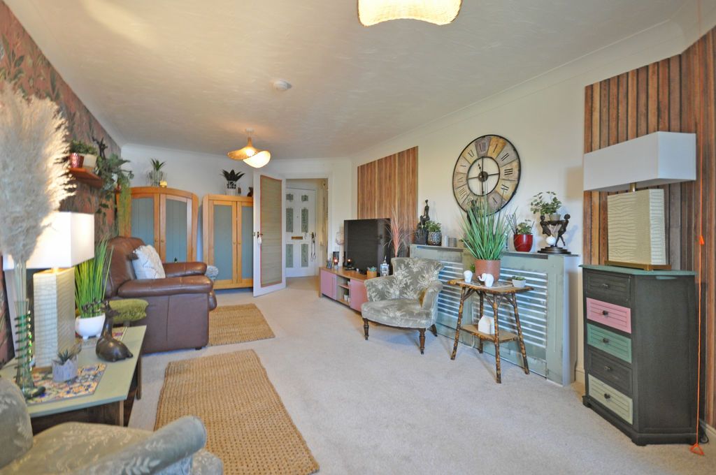 Additional image 3 of 1 bed property for saleMonmouth Court, Newport NP20