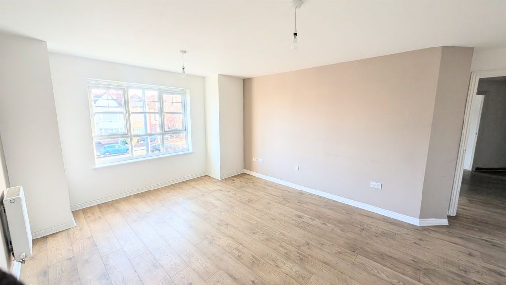 3 bed flat for saleMerlin Road, Birkenhead CH42 photo 3