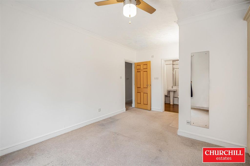 Additional image 12 of 2 bed flat for saleBoleyn Court, Epping New Road, Buckhurst Hill IG9