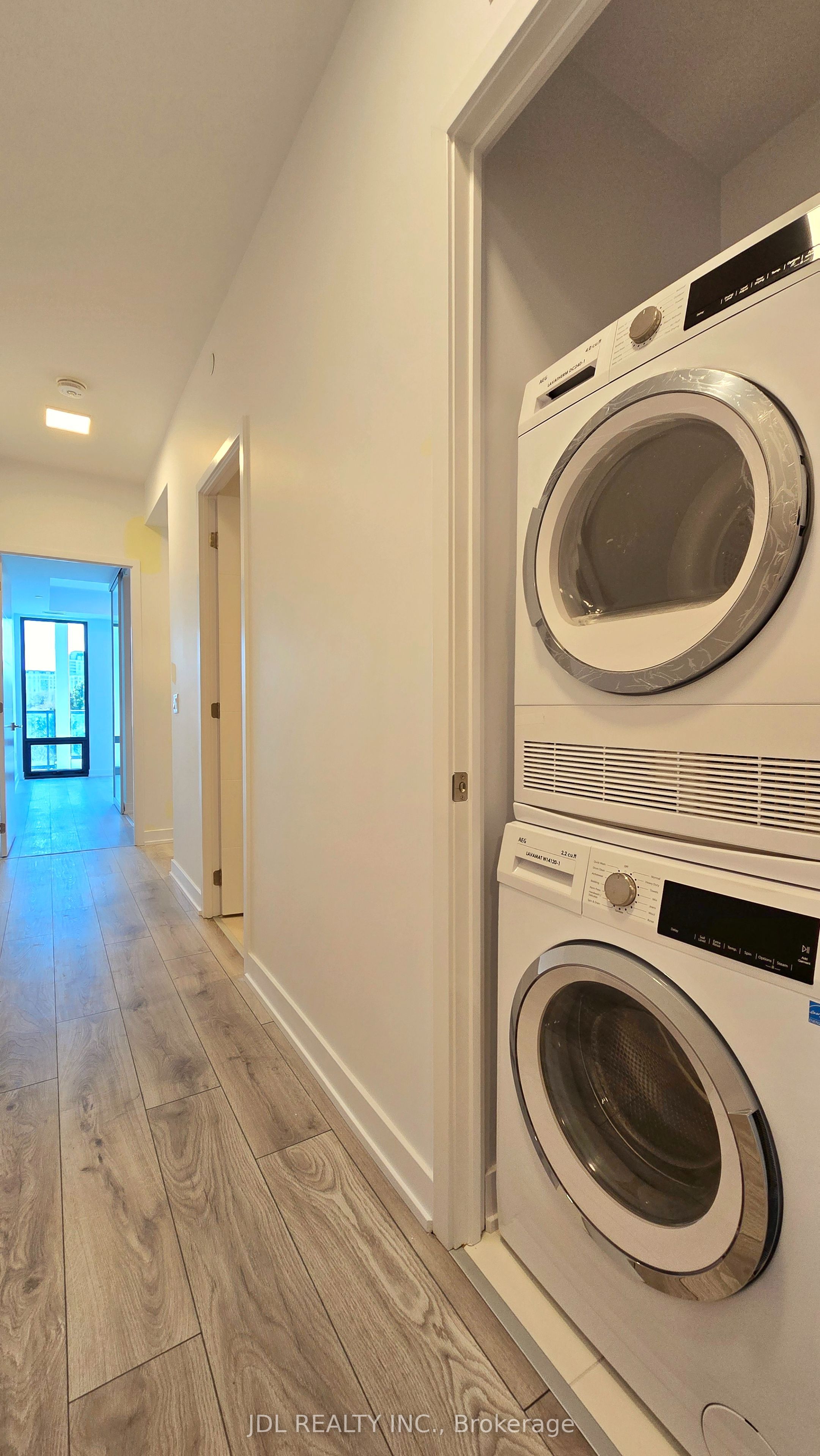 Additional image 4 of 301-29 Green Trail Court, Toronto, ON, M2K 0J9