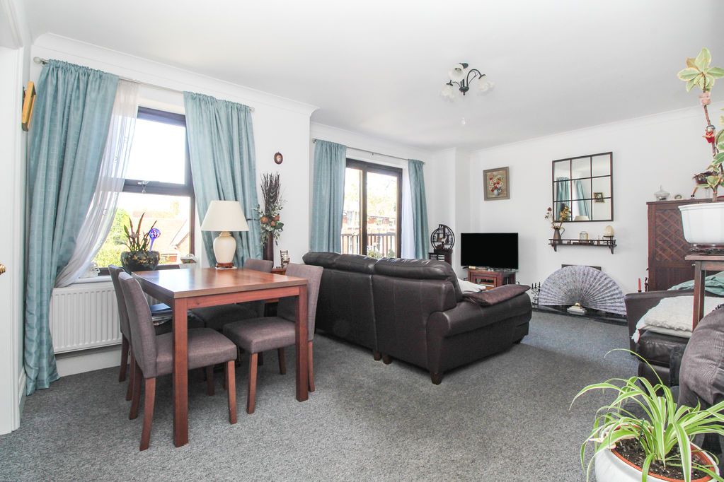 Additional image 3 of 2 bed flat for saleShakespeare Road, Bedford MK40