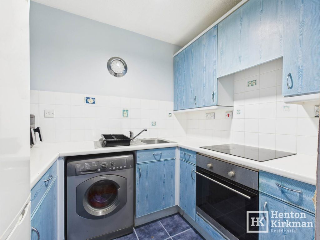 Additional image 4 of 2 bed maisonette for saleHammonds Lane, Billericay CM11