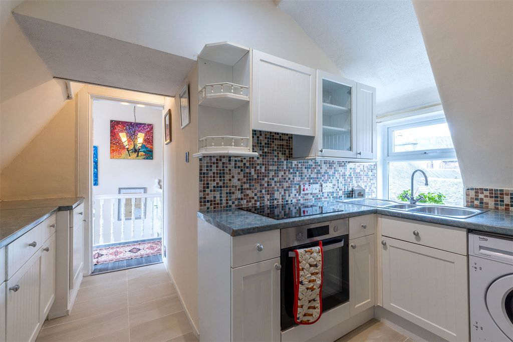 Additional image 11 of 2 bed flat for saleFlat 3, Comrie Street, Crieff, Perth And Kinross PH7