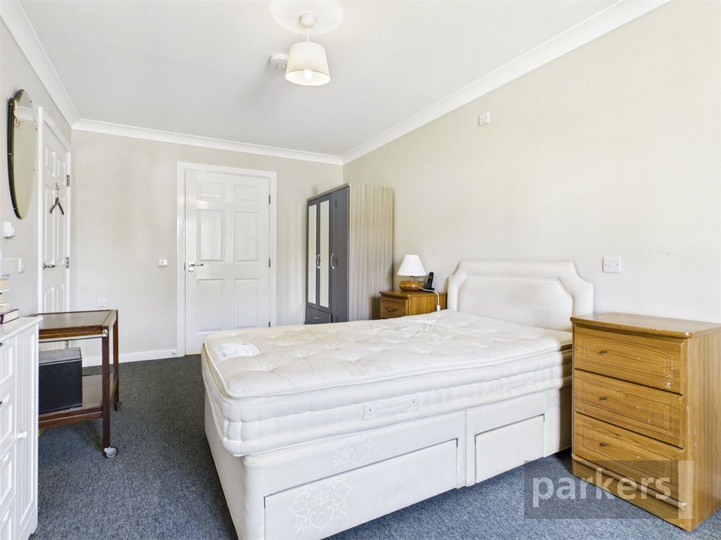 Additional image 7 of 2 bed flat for saleButtercross Lane, Witney, Oxfordshire OX28