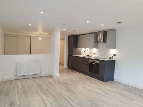 Windmill Lane, Hanwell UB2, Studio to rent