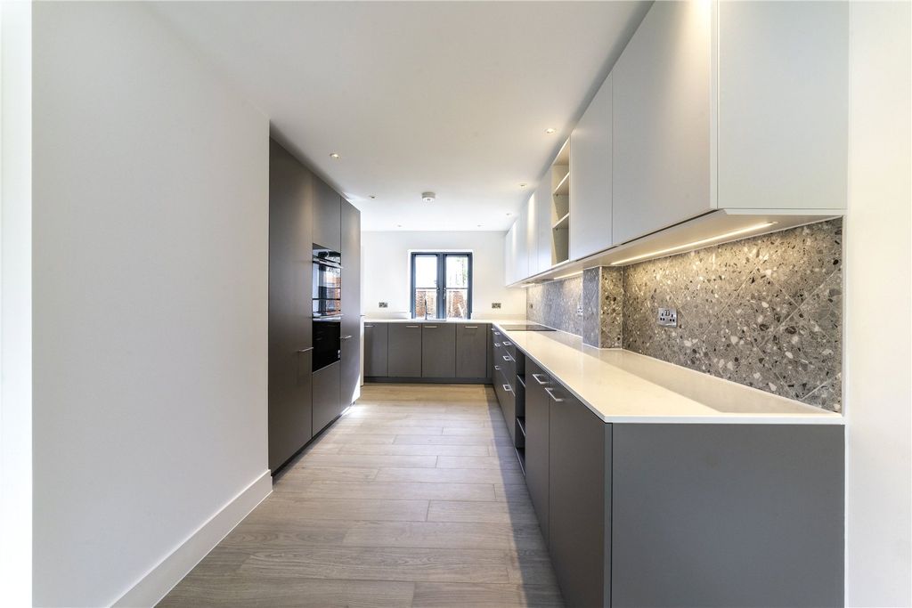 Additional image 2 of 3 bed detached house for saleMillwood, Emsworth, West Sussex PO10