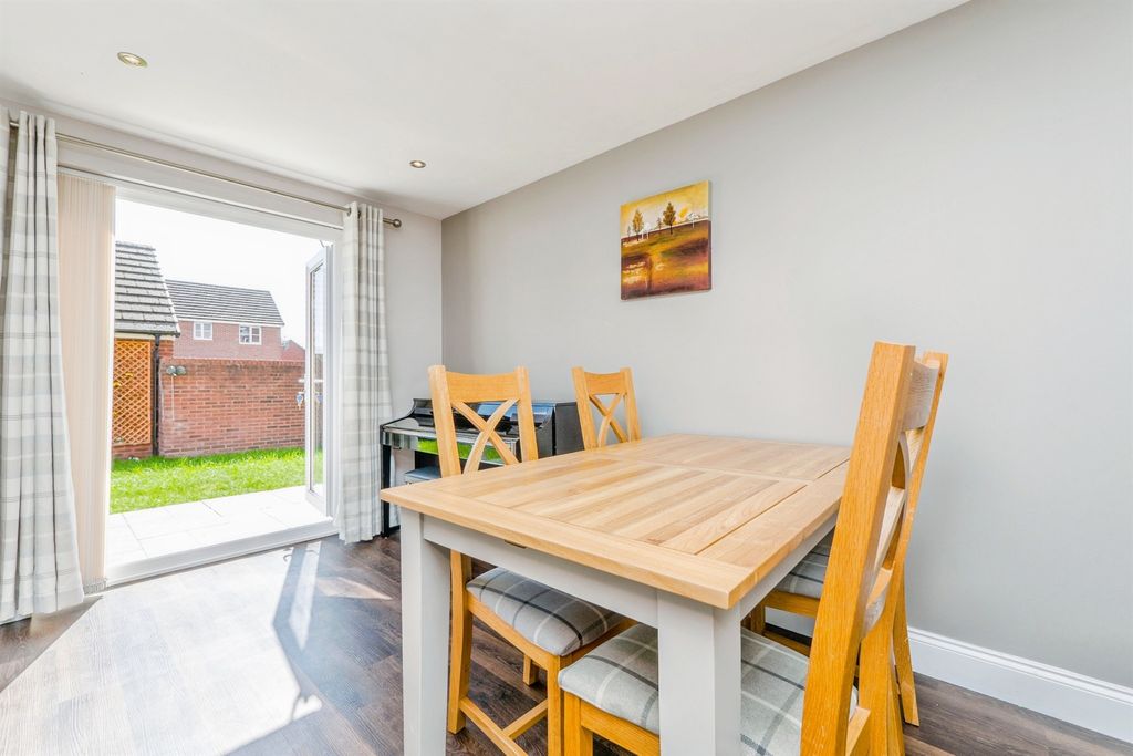 Additional image 16 of 3 bed property for saleFfordd Nowell, Penylan, Cardiff CF23