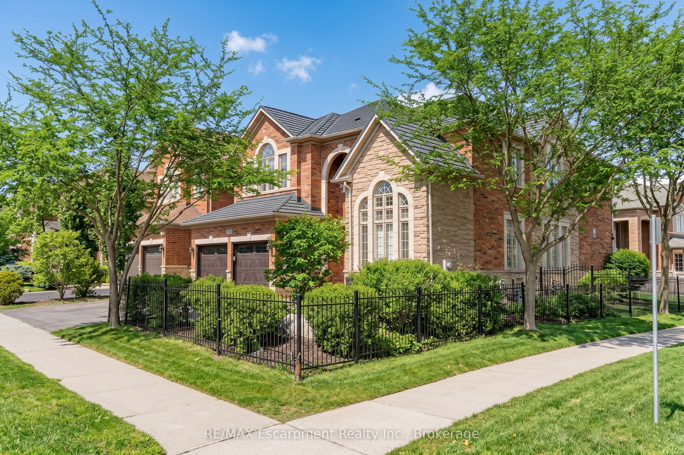 Additional image 3 of 2298 Salcome Drive, Oakville, ON, L6H 7N2