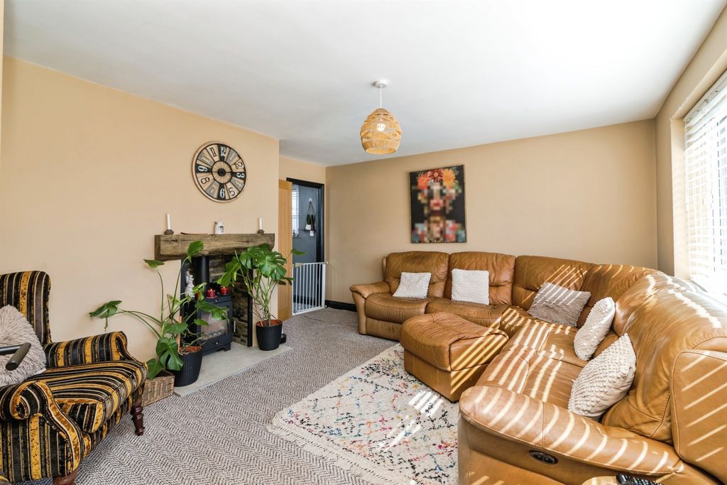 Additional image 2 of 3 bed detached bungalow for saleConey Hill, Beccles NR34