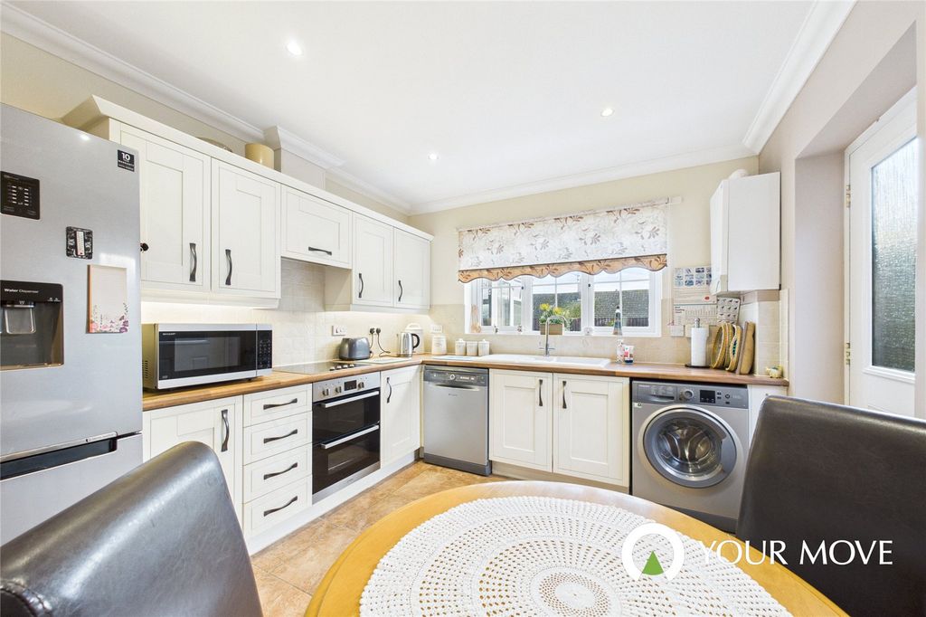 Additional image 9 of 3 bed bungalow for saleCodlins Lane, Beccles, Suffolk NR34