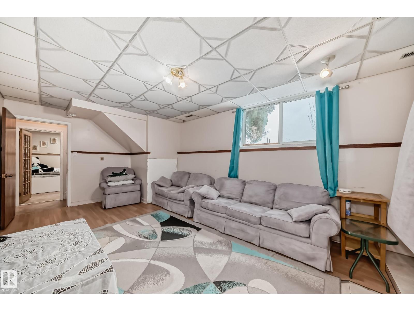 Additional image 3 of 6807 Delwood Road NW, Edmonton, AB, T5C3A6
