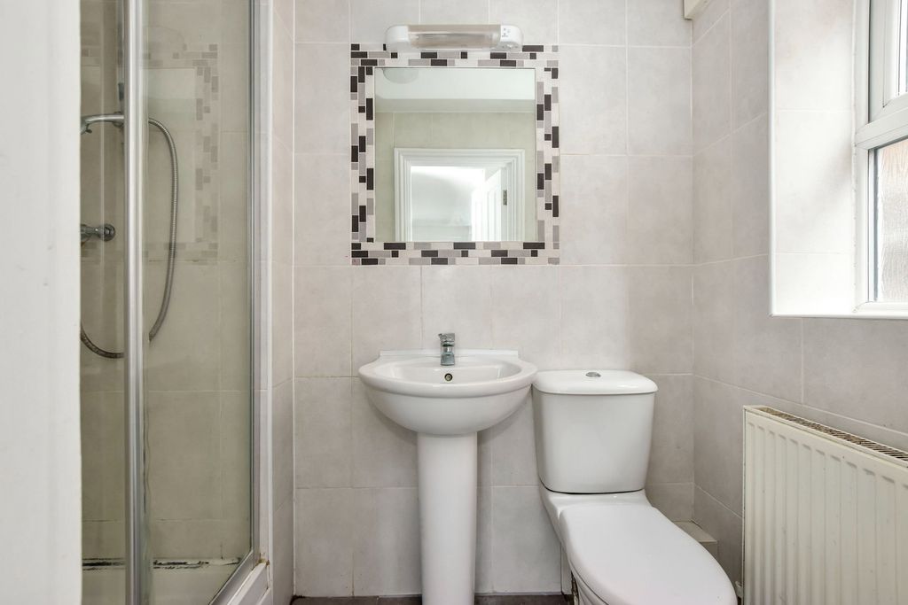 Additional image 14 of 4 bed semi-detached house for salePopes Road, Abbots Langley WD5
