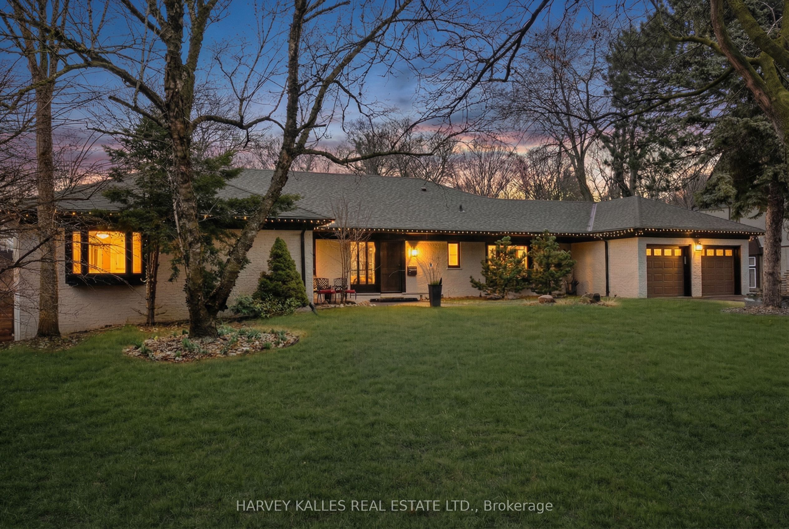 140 Sandringham Drive, Toronto, ON, M3H 1E3