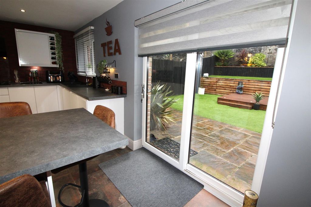 Additional image 13 of 5 bed semi-detached house for saleYnysddu, Newport NP11