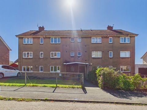 Ransome Gardens, Clermiston, Edinburgh EH4