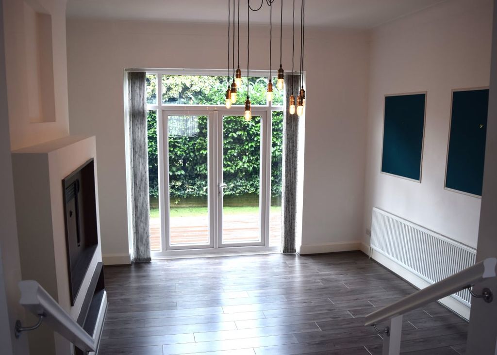 Additional image 3 of 4 bed town house for saleParkfield Court, Parkfield Road, Altrincham WA14