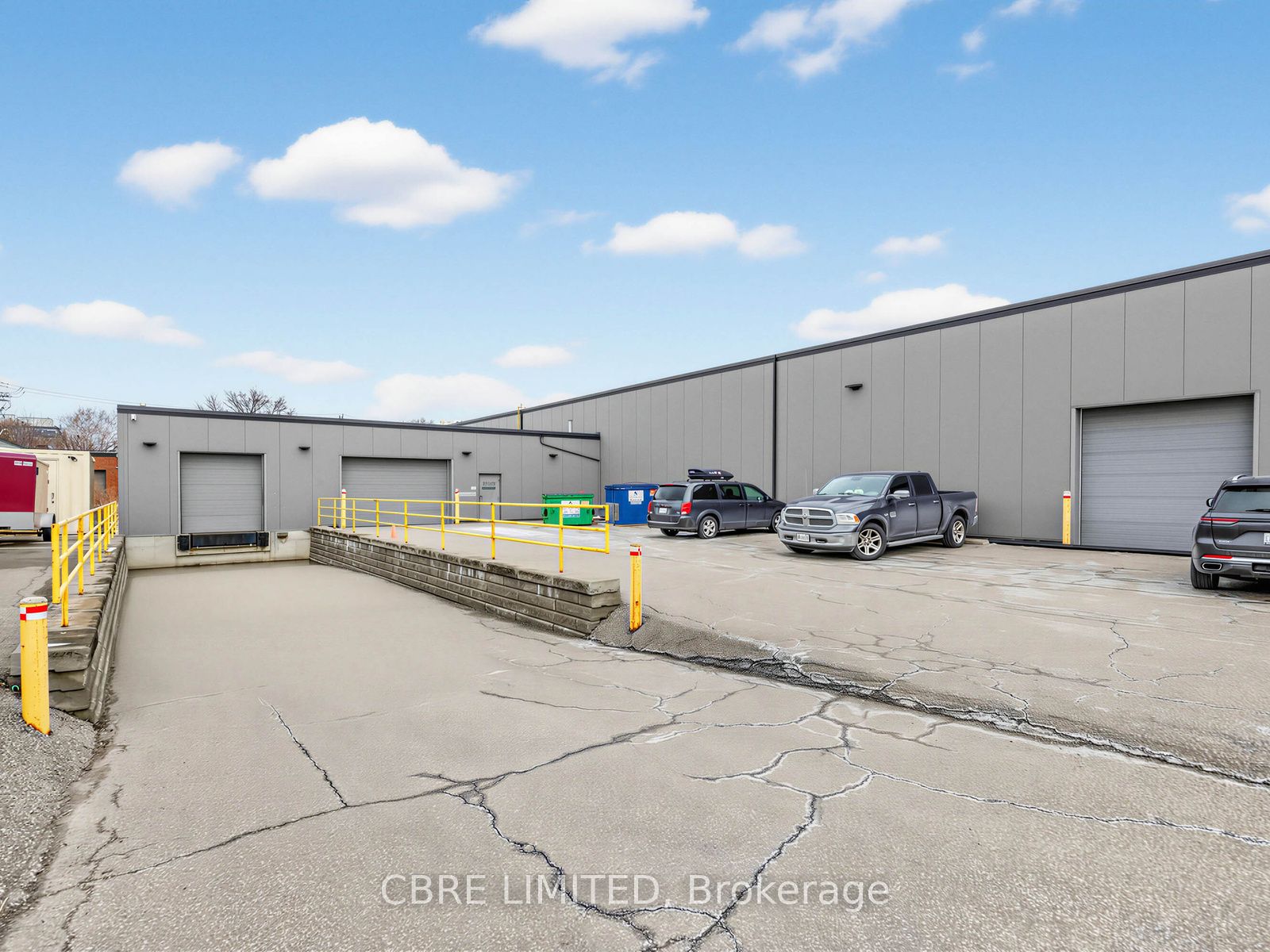 Additional image 4 of Units 1 & 2-10 Queen Elizabeth Boulevard, Toronto, ON, M8Z 1L8