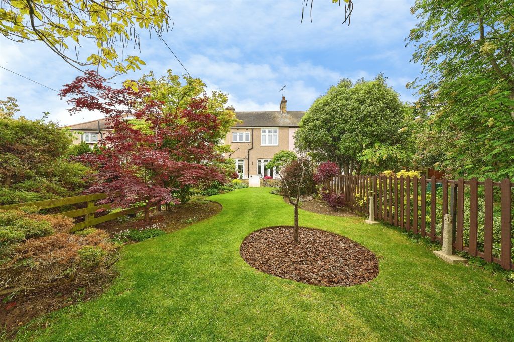 Additional image 20 of 3 bed terraced house for saleBeccles Drive, Barking IG11