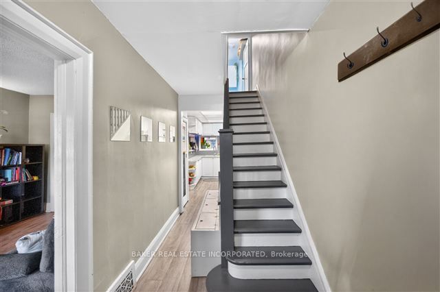 Additional image 5 of 1867 Dufferin Street, Toronto, ON, M6E 3P5