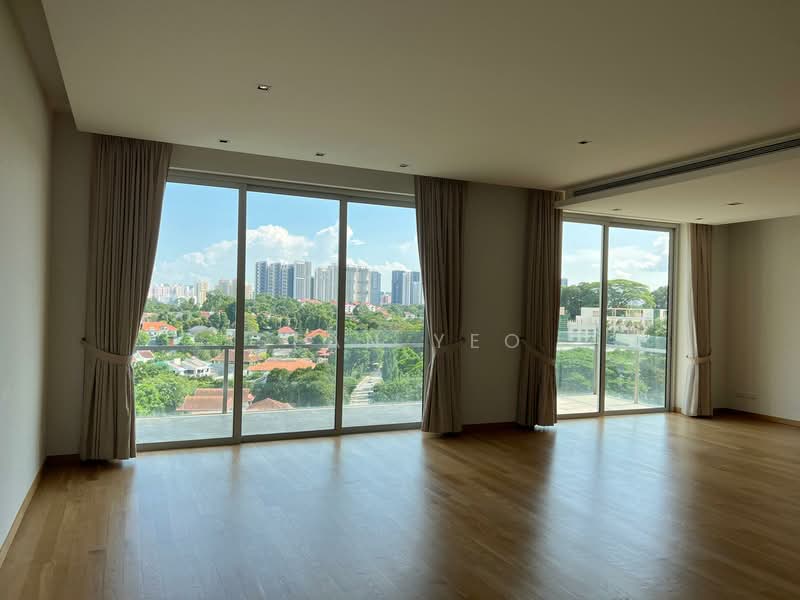 33 Tanglin Road photo 4