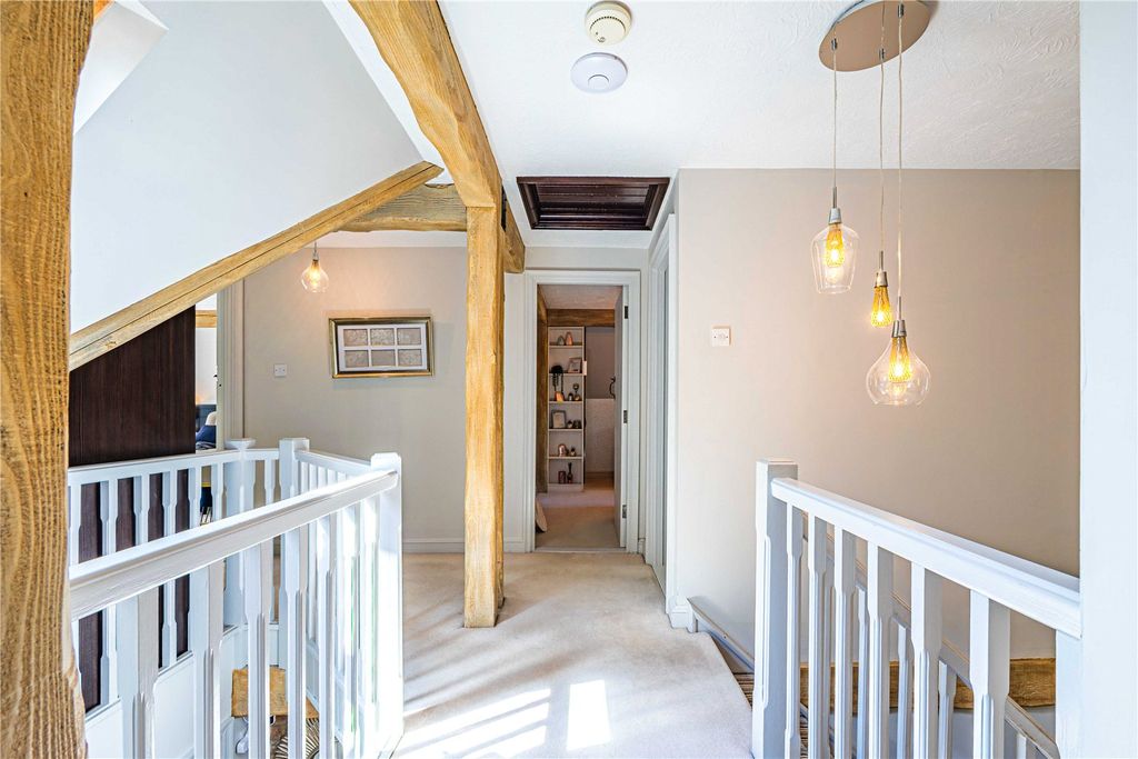 Additional image 21 of 5 bed detached house for saleCastle Gateway, Berkhamsted, Hertfordshire HP4