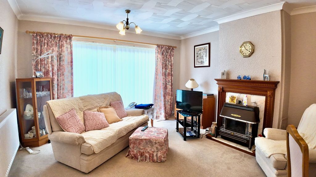 Additional image 3 of 2 bed semi-detached bungalow for saleRolls Avenue, Penpedairheol CF82