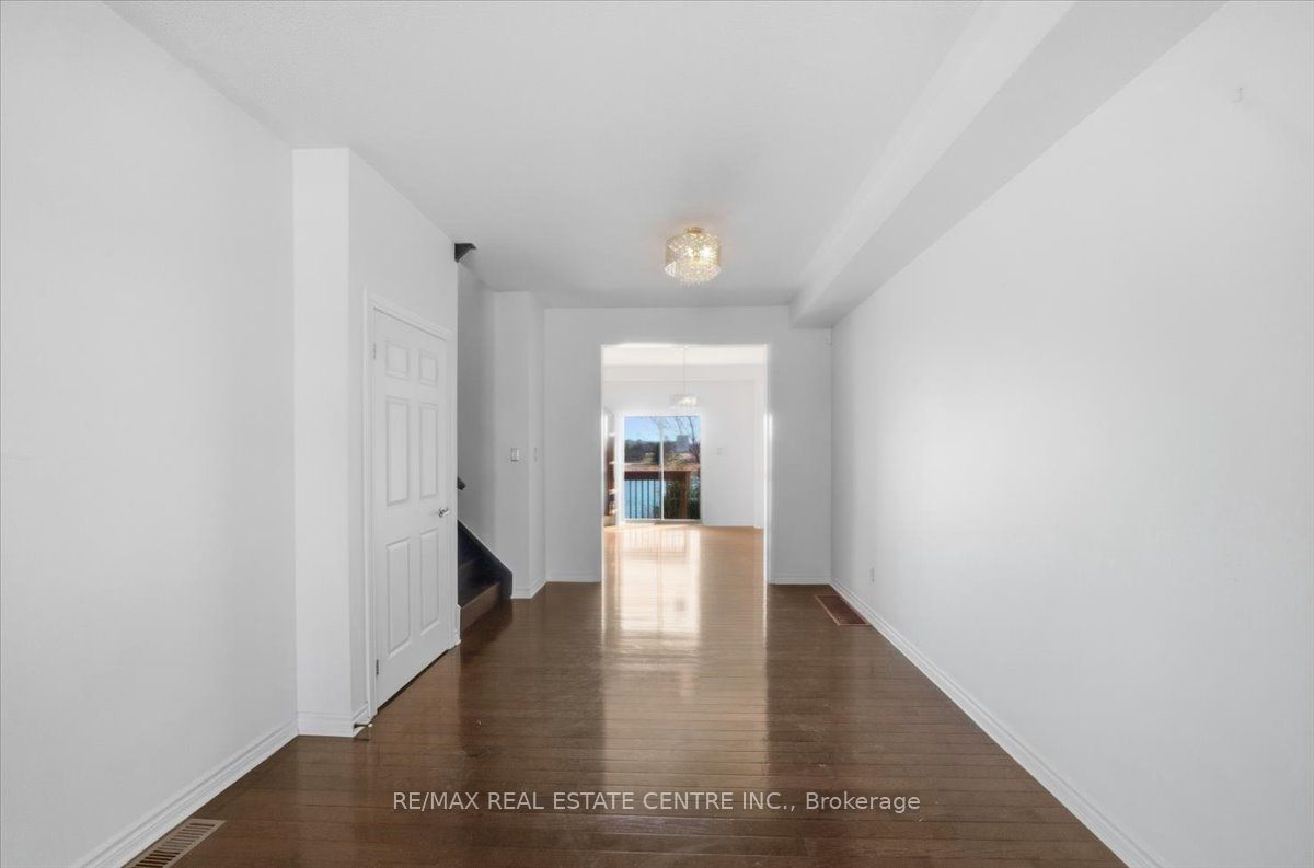 Additional image 5 of 355 Hobbs Crescent, Milton, ON, L9T 0J3