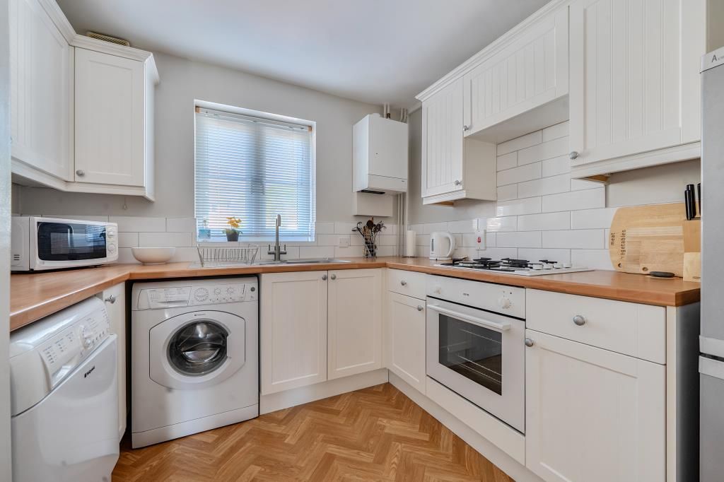 Additional image 3 of 2 bed terraced house for salePembroke Place, Bampton OX18
