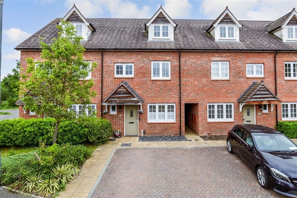 4 bed terraced house for saleSephton Close, Aylesford, Kent ME20