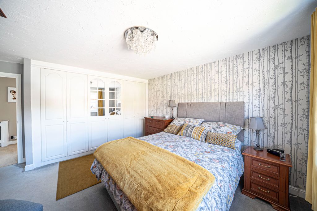 Additional image 12 of 4 bed detached house for saleJutland Crescent, Andover SP10
