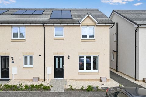 48 Brocken Brigg Parkway, Gilmerton, Edinburgh EH17