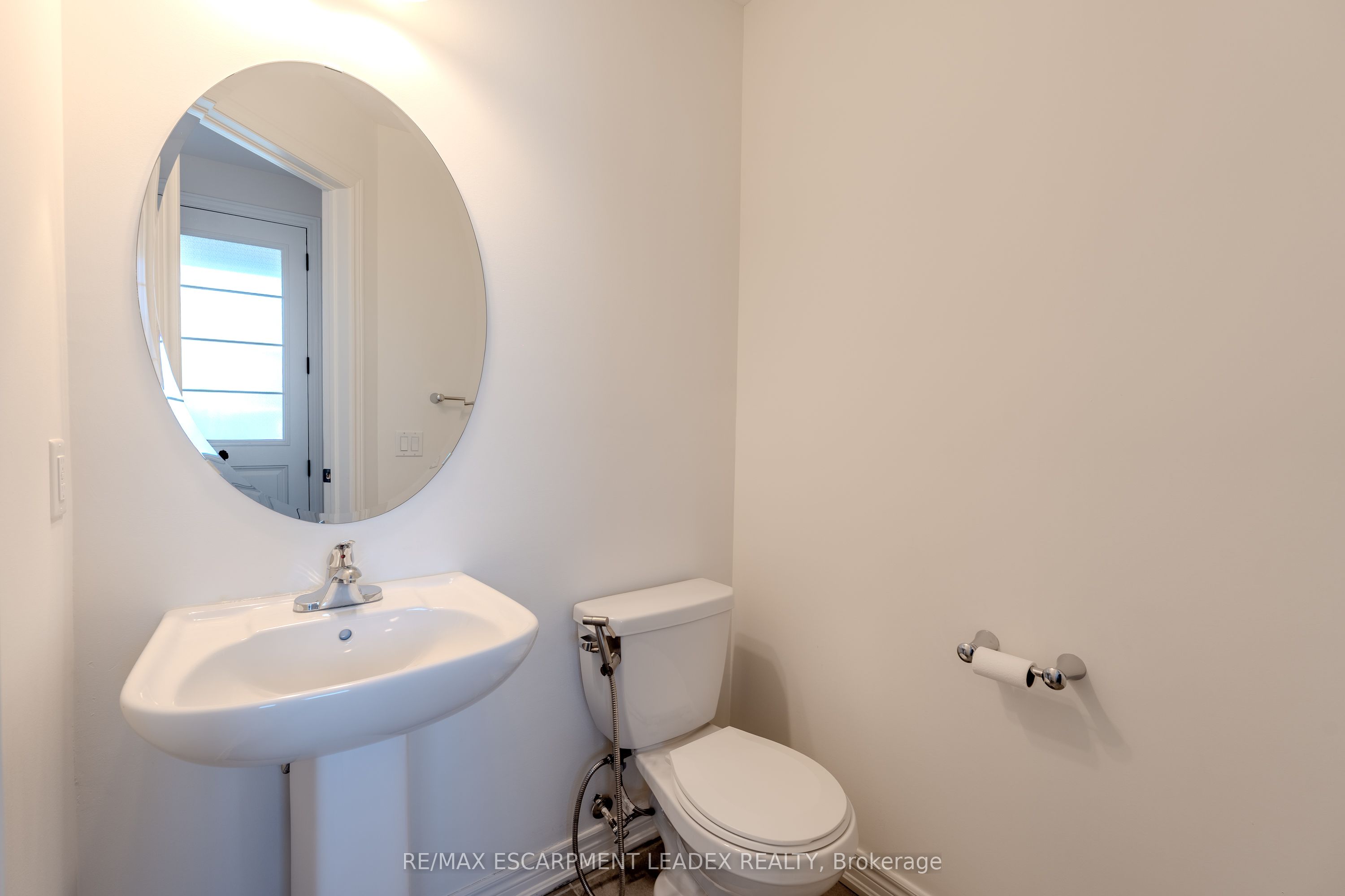 6 Heming Trail, Hamilton, ON, L9K 0H8 photo 4