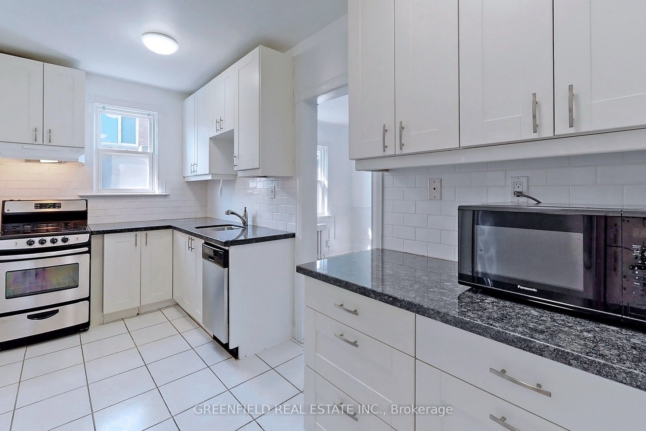 Additional image 2 of Upper-1747 Bayview Avenue, Toronto, ON, M4G 3C5