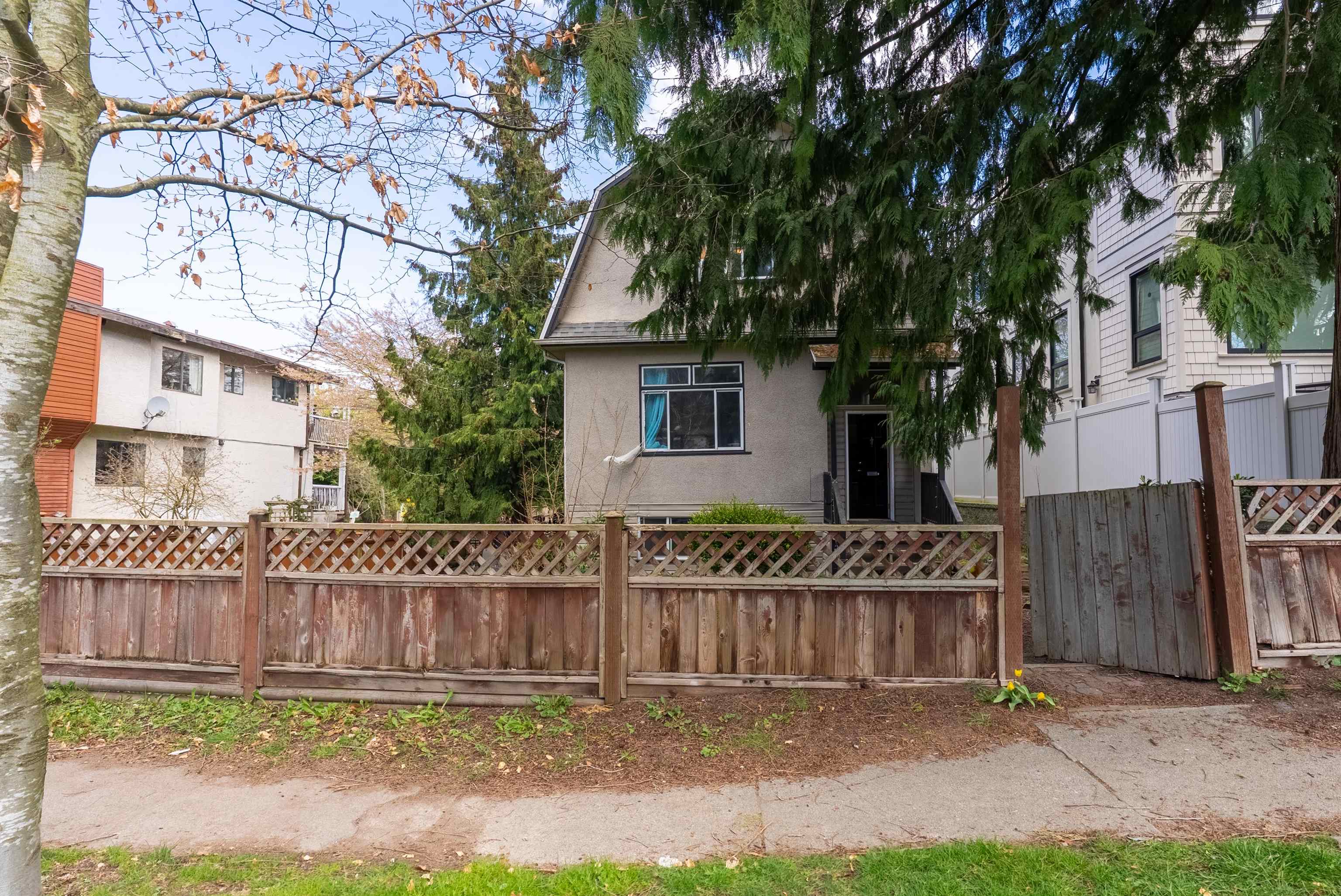 Additional image 4 of 2703 Ward Street, Vancouver, BC, V5R 4S7