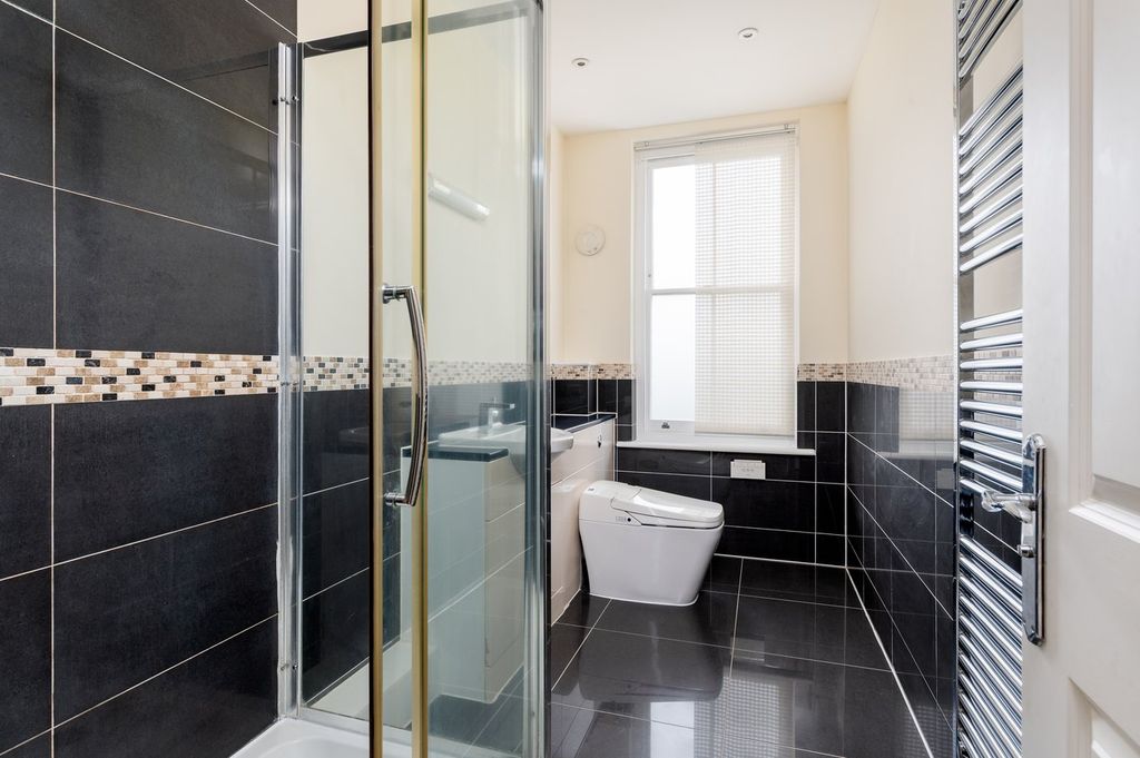 Additional image 15 of 6 bed town house for saleLansdowne Road, Bedford MK40