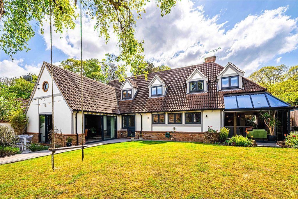 Additional image 32 of 5 bed detached house for saleCastle Gateway, Berkhamsted, Hertfordshire HP4