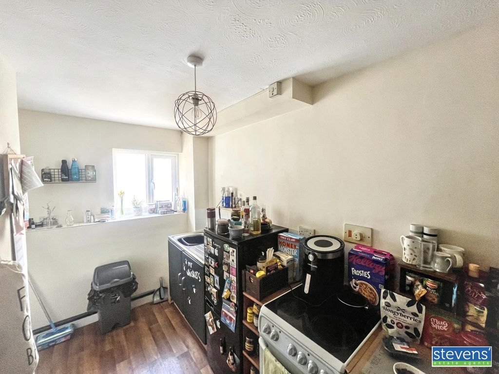 Additional image 7 of 1 bed flat for saleSt James Court, Okehampton, Devon EX20
