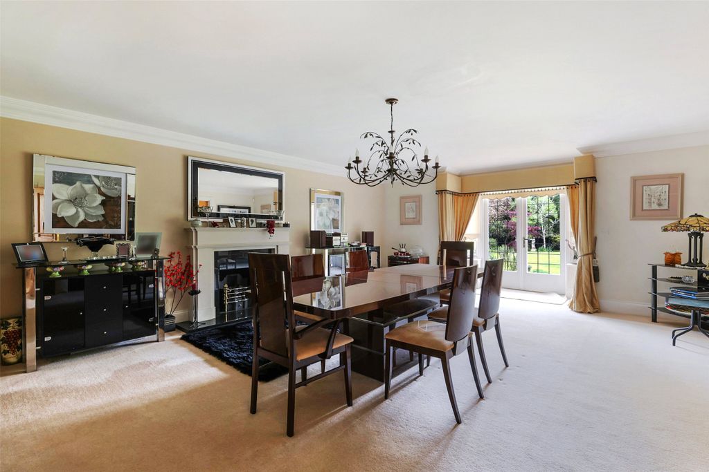 Additional image 3 of 5 bed detached house for saleRykens Lane, Betchworth, Surrey RH3