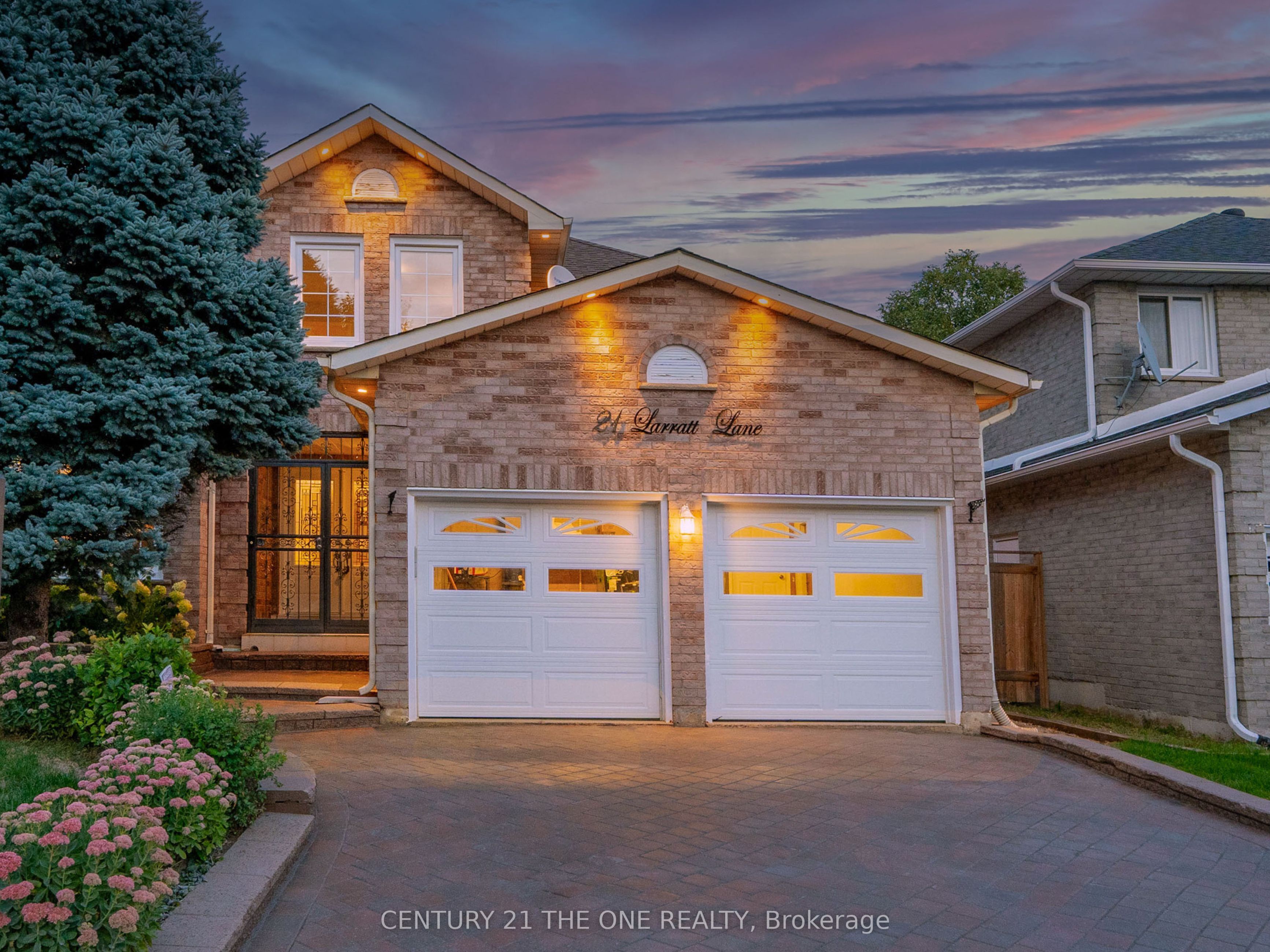 Additional image 2 of 21 Larratt Lane, Richmond Hill, ON, L4C 9J1