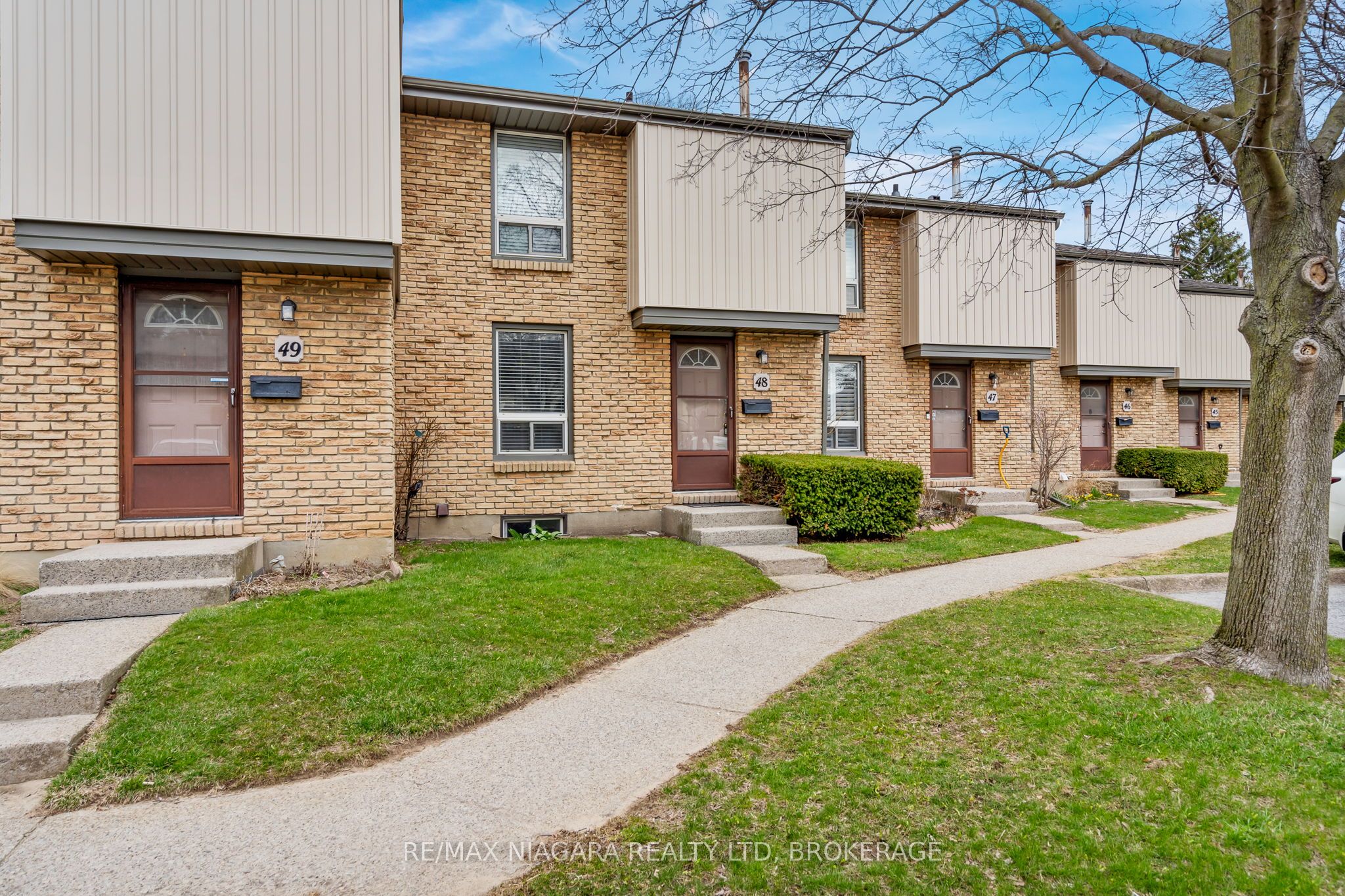 48-302 Vine Street, St. Catharines, ON, L2M 7M6