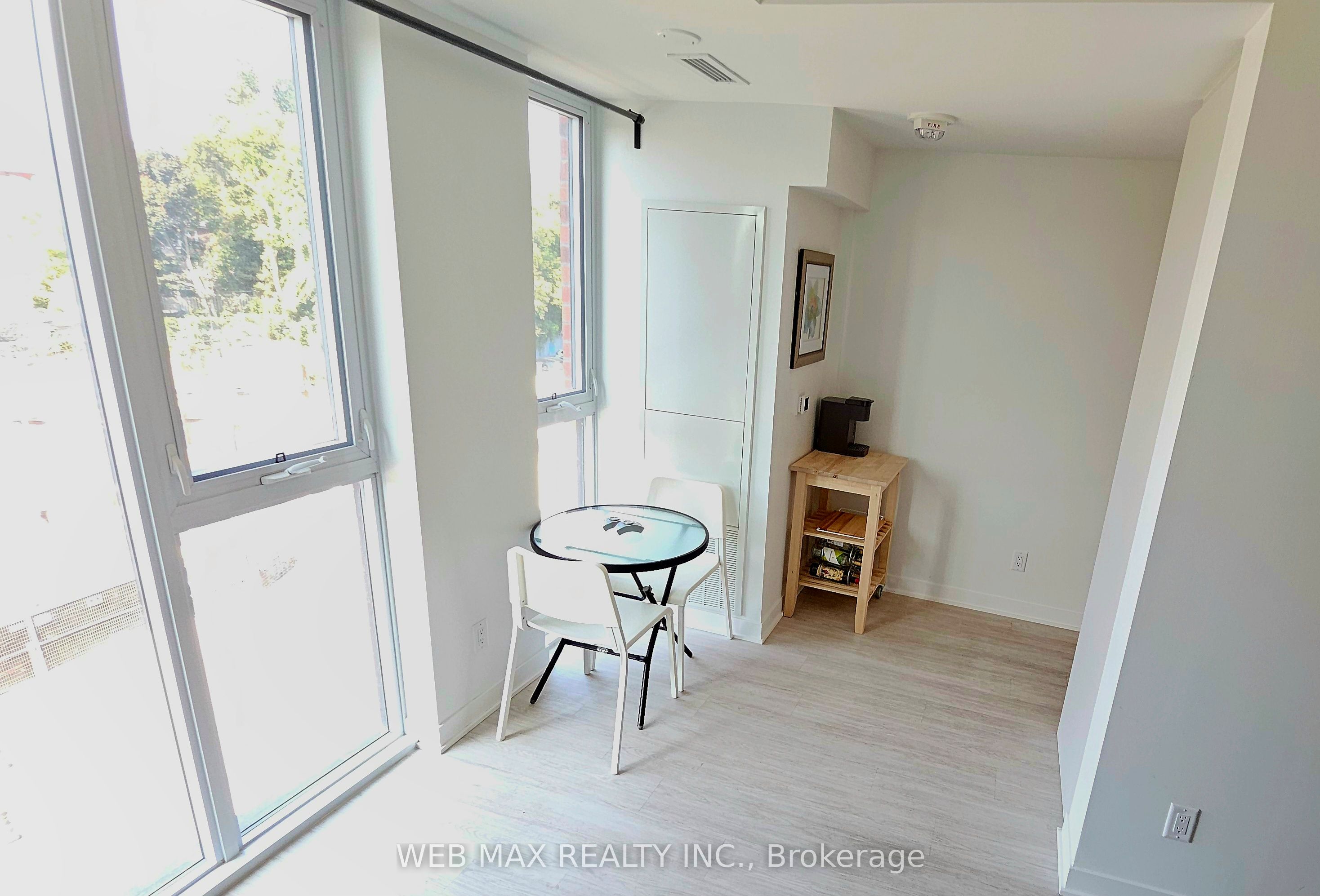Additional image 6 of 401-185 Alberta Avenue, Toronto, ON, M6C 0A5